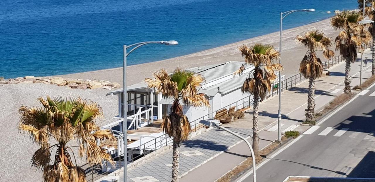 Abbronzatissima B&B Capo dʼOrlando Esterno foto